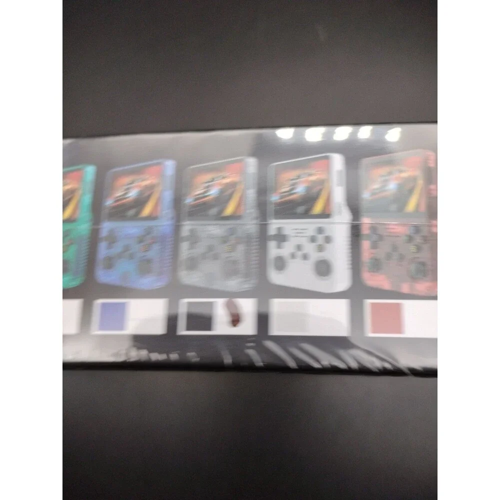 64 GB R36S Handheld Video Game Console Emulator  15,000+ Retro Games Black